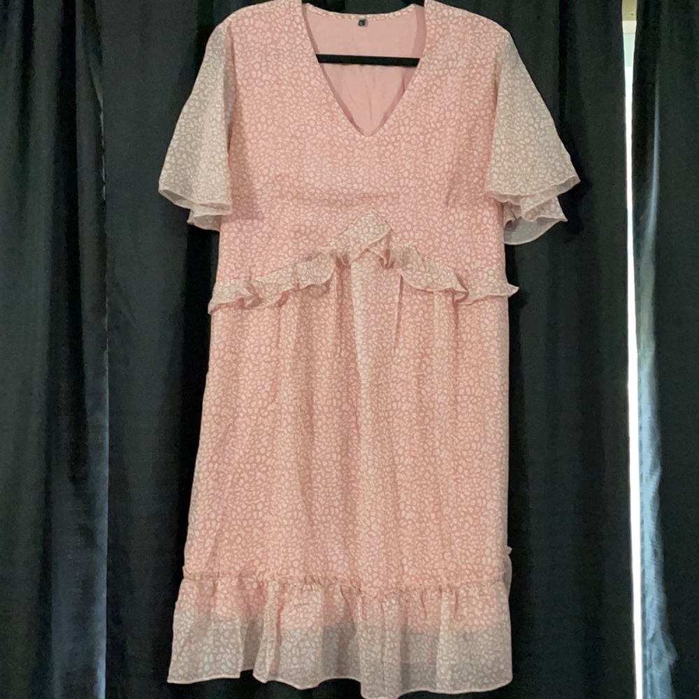 Women’s cheetah print pink dress